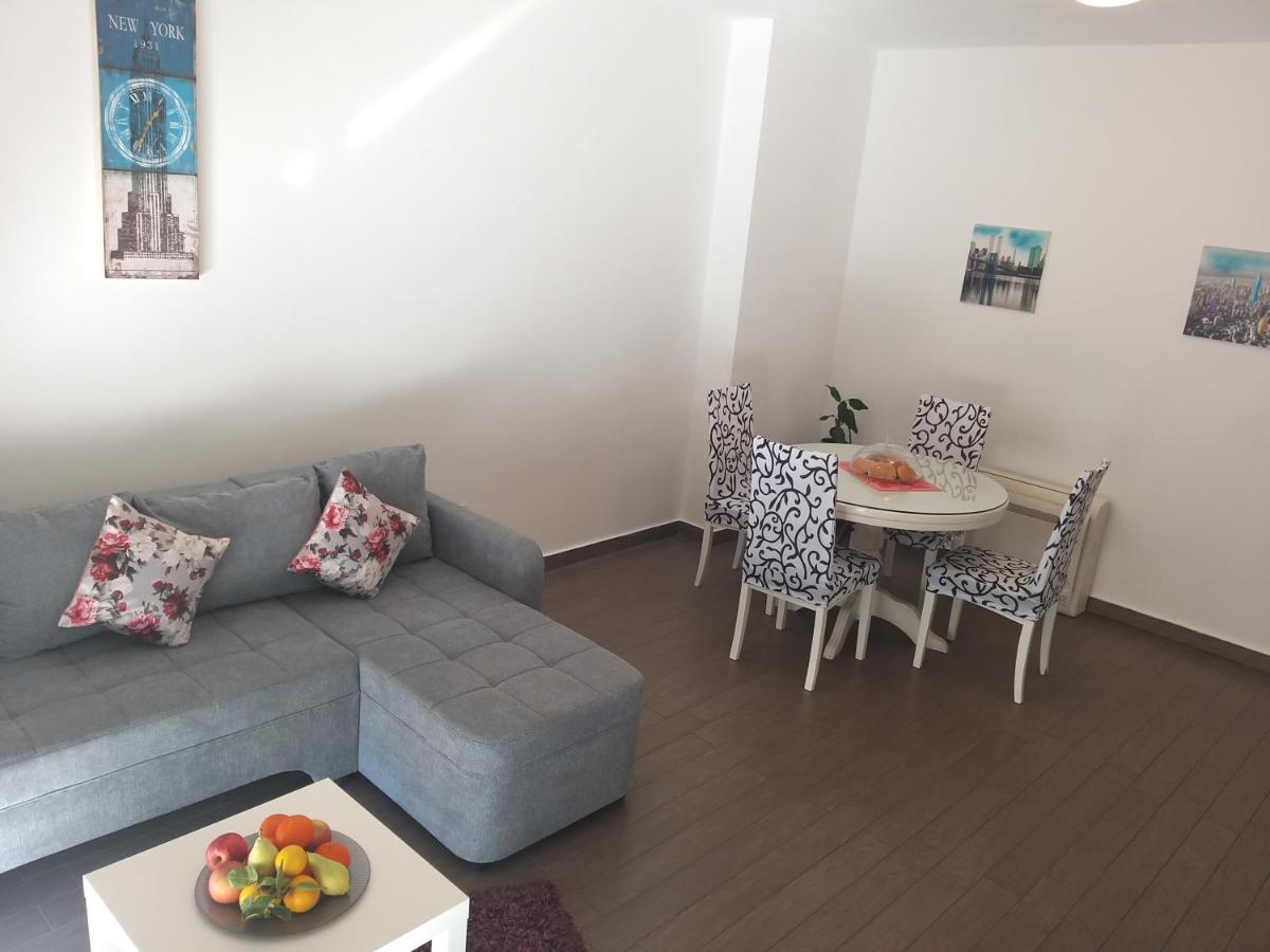 3 Bedroom Apartment With Terrace And Free Parking Spalato Esterno foto