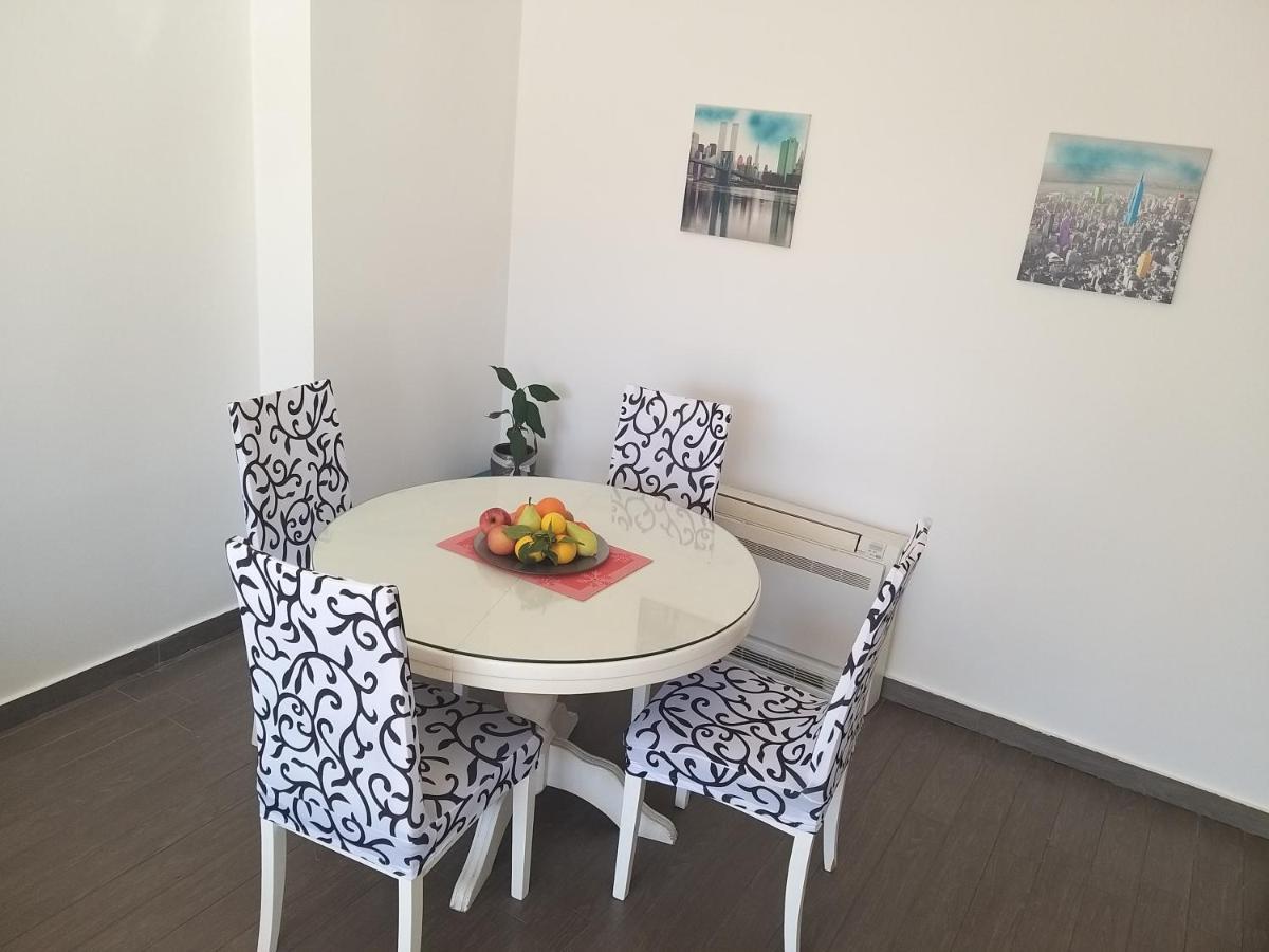 3 Bedroom Apartment With Terrace And Free Parking Spalato Esterno foto