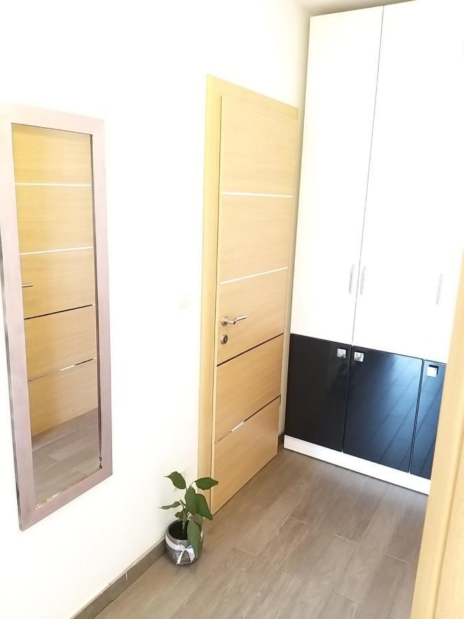 3 Bedroom Apartment With Terrace And Free Parking Spalato Esterno foto