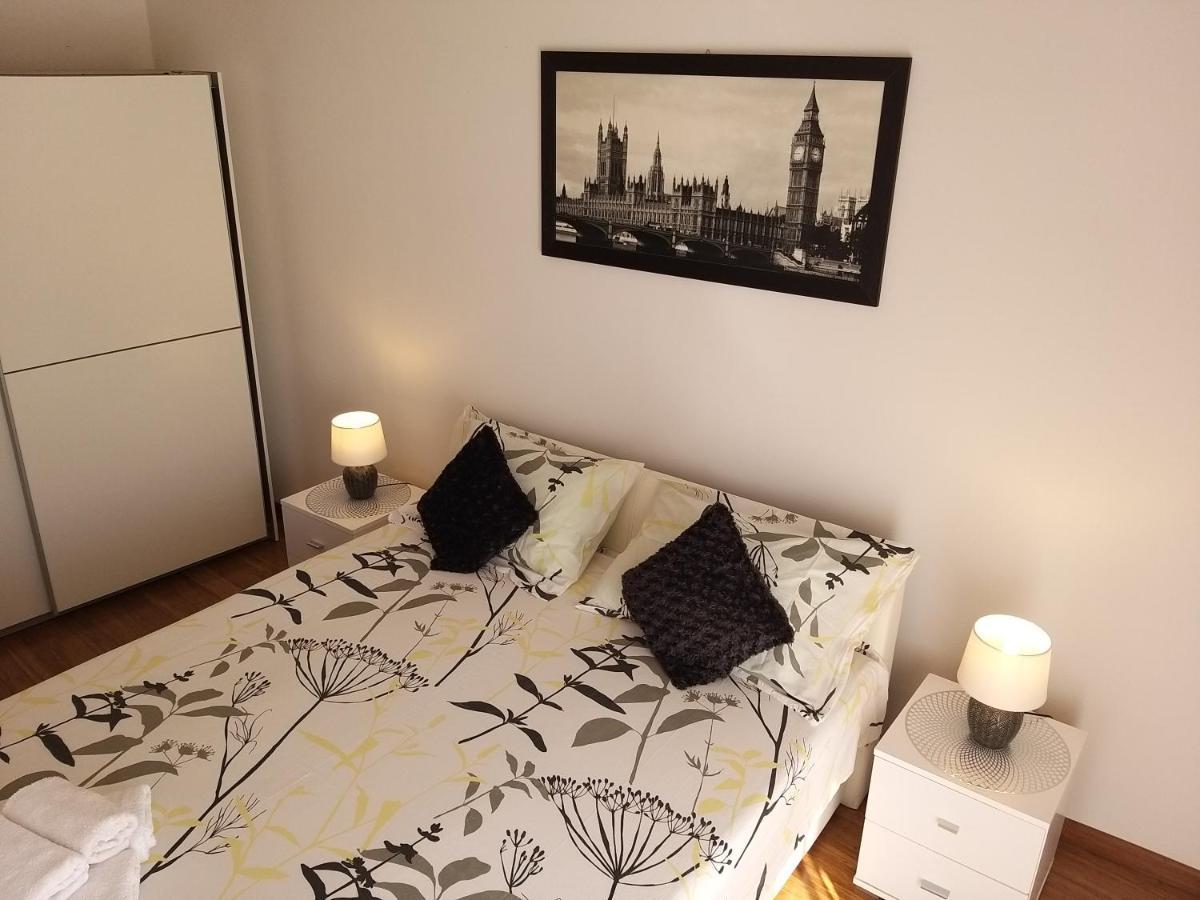 3 Bedroom Apartment With Terrace And Free Parking Spalato Esterno foto